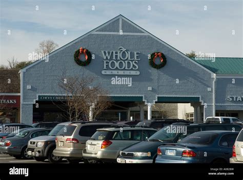 Whole foods annapolis - The Whole Foods Diet is a real foods, plant-based diets created by Whole Foods Market co-founder and CEO, John Mackey, along with Dr. Alona Pulde and Dr. Matthew Lederman. The diets follows two simple guiding principles: 1. Choose real foods over highly processed foods and 2. Eat mostly plant foods (90 to 100% of your daily calories).